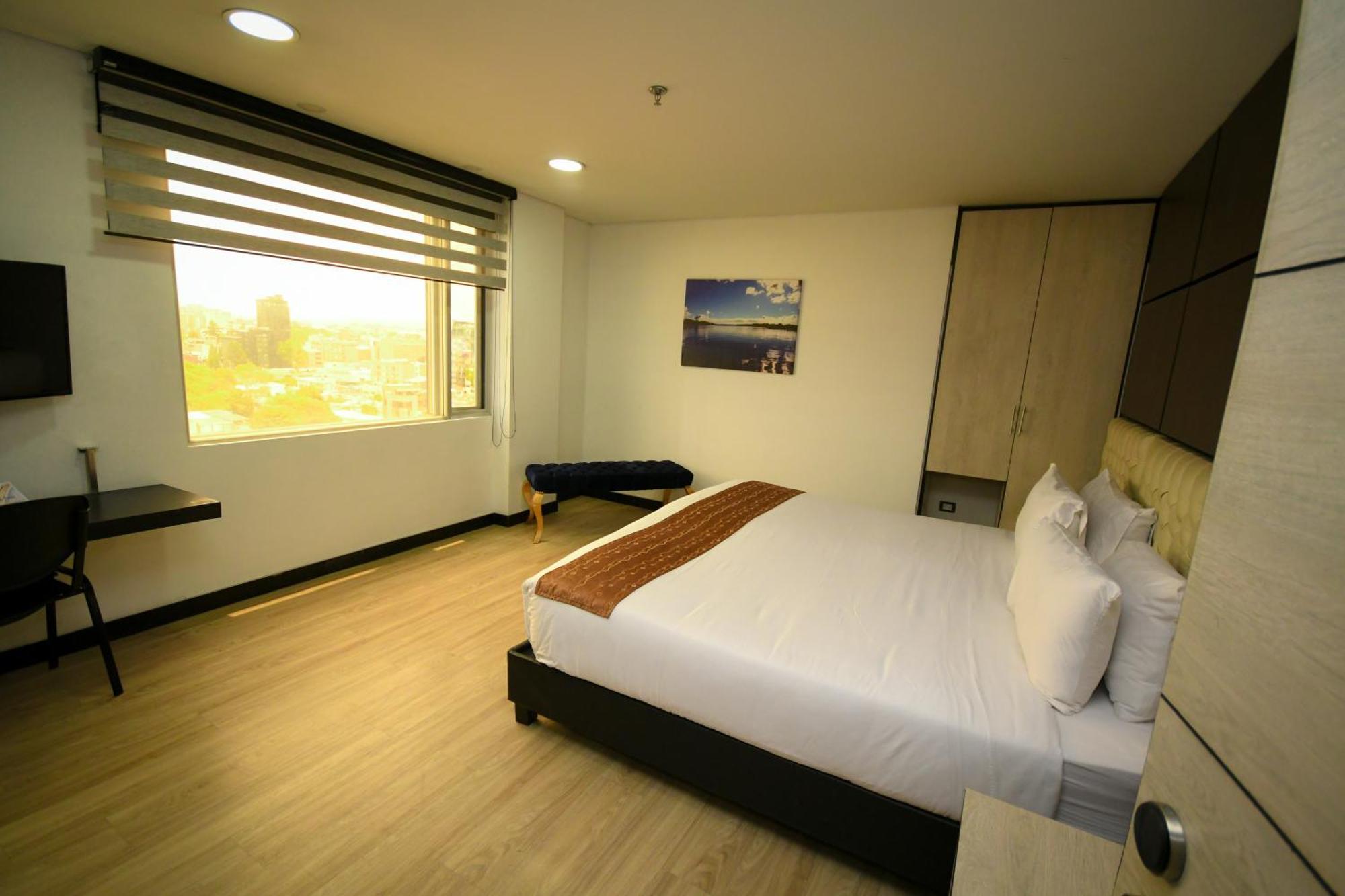 Hotel American Visa Tower